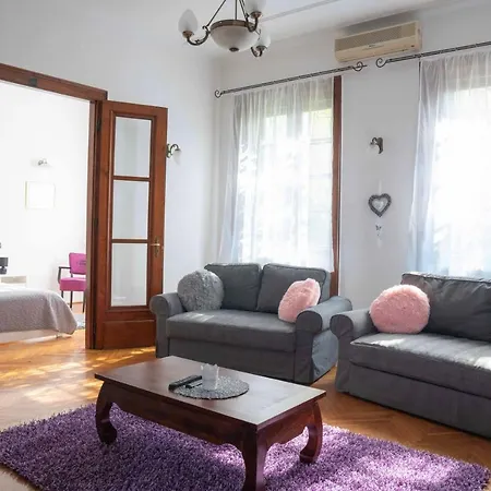 Katus Apartman Eger