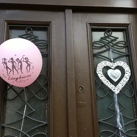 Katus Apartman Эгер