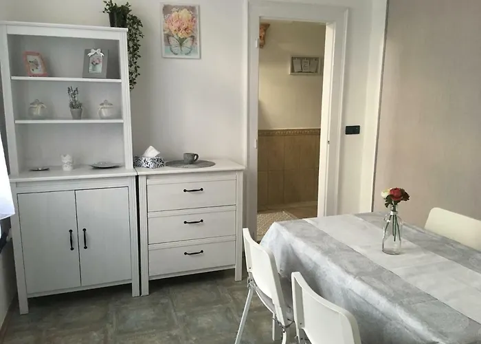 Katus Apartman Apartman *